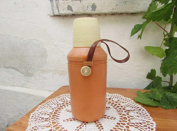 Vintage Plastic Thermos, Old Travel Thermos for Cold and Hot