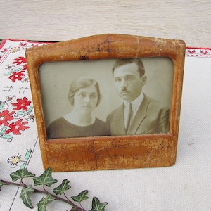 Vintage Family Photo, Vintage Framed Picture, Picture in Wooden Frame, Vintage Framed Family Scene Print, Black and White Retro Photo