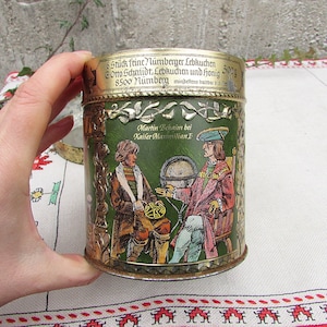 Vintage Tin Biscuit Box with Lid, Hardware Metal Box, Old Tin Storage Box, Vintage Trinket Box, Tin Keepsake Box, Retro Collectible Tin Box
