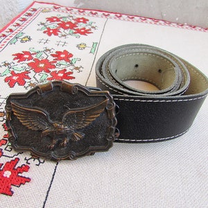 Vintage Herren Schwarzer Gürtel, Schwarzer Echtledergürtel mit massiver Messingschnalle, Lackleder Bus Gürtel, Cowboys Gürtel, Made in USA