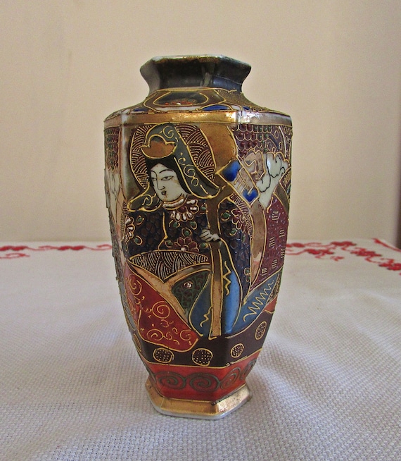 Vintage Japanese Satsuma Style Pottery Vase Hand Painted Etsy