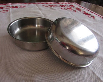 Vintage Set of 2 Stainless Steel Bowls 1970&#39;s, Set of 2 Pudding Bowls, Metal Soup Bowls, Vintage Kitchen Set, Kitchenware
