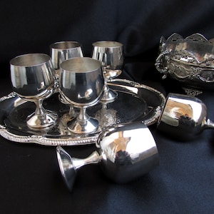 Set of 6 Vintage Silver Plated Cups with Tray, Silver Plated Goblets on Tray, Silver Footed Cups, Pedestal Cups, Tableware Quality Vintage