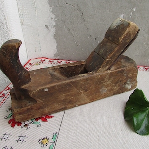 Vintage Carpenter’s Wooden Plane, Wooden Woodworking Hand Plane, Оld Woodworking Tool, Old Grater, Country Farmhouse Decor,Carpenter Tool