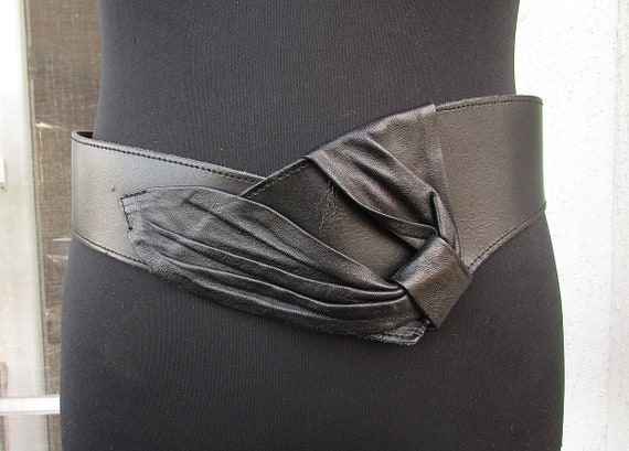 Vintage Black Coach Belt, Size Small Coach | Accessories | Coach Vintage Black Leather Belt Brass  main image 2