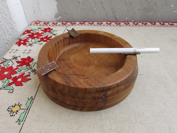 Buy Vintage Wood Ashtray, Handmade Cigarette Ashtray, Hand-turned Ash-tray,  Massive Wooden Ashtray, Handcrafted Cigarette Ashtray Online in India 