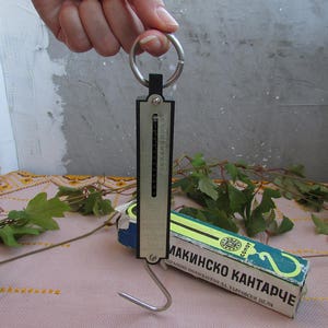 Vintage Kitchen Scale, Hanging Scale, Balance Scale, Old household scale, Rustic Kitchen Scale, Vintage Kitchen Decor, Spring Balance Scale