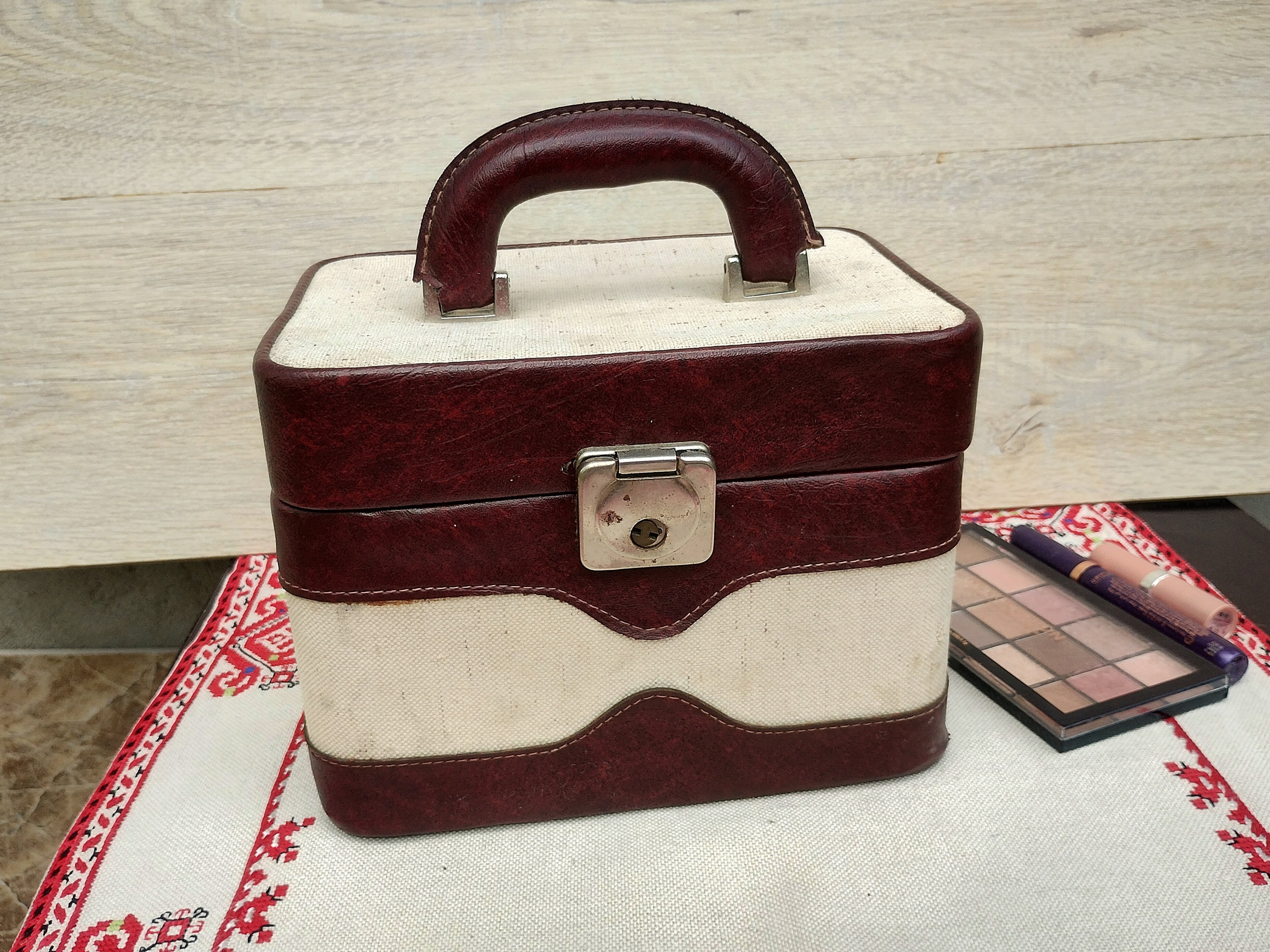 Vintage Cosmetic Case for Women '80s, Brown Textile and Leather