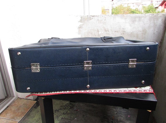 Vintage Leather Suitcase 1980s, Large Blue Faux L… - image 9