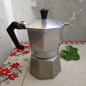 Cafetière vintage, Machine à expresso touristique en aluminium avec poignée en plastique #3, cafetière en métal, pot espresso, décor maison rustique