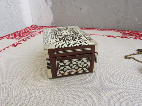 Vintage Wooden Jewelry Box, Handmade Wood and Nac… - image 6