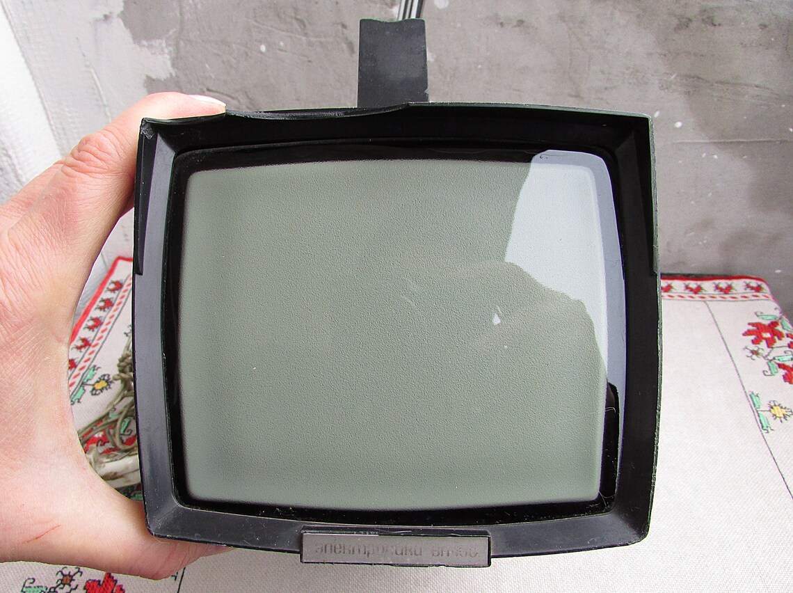 Vintage Electronica VL-100 Portable TV, Made in USSR, 1970s - Etsy