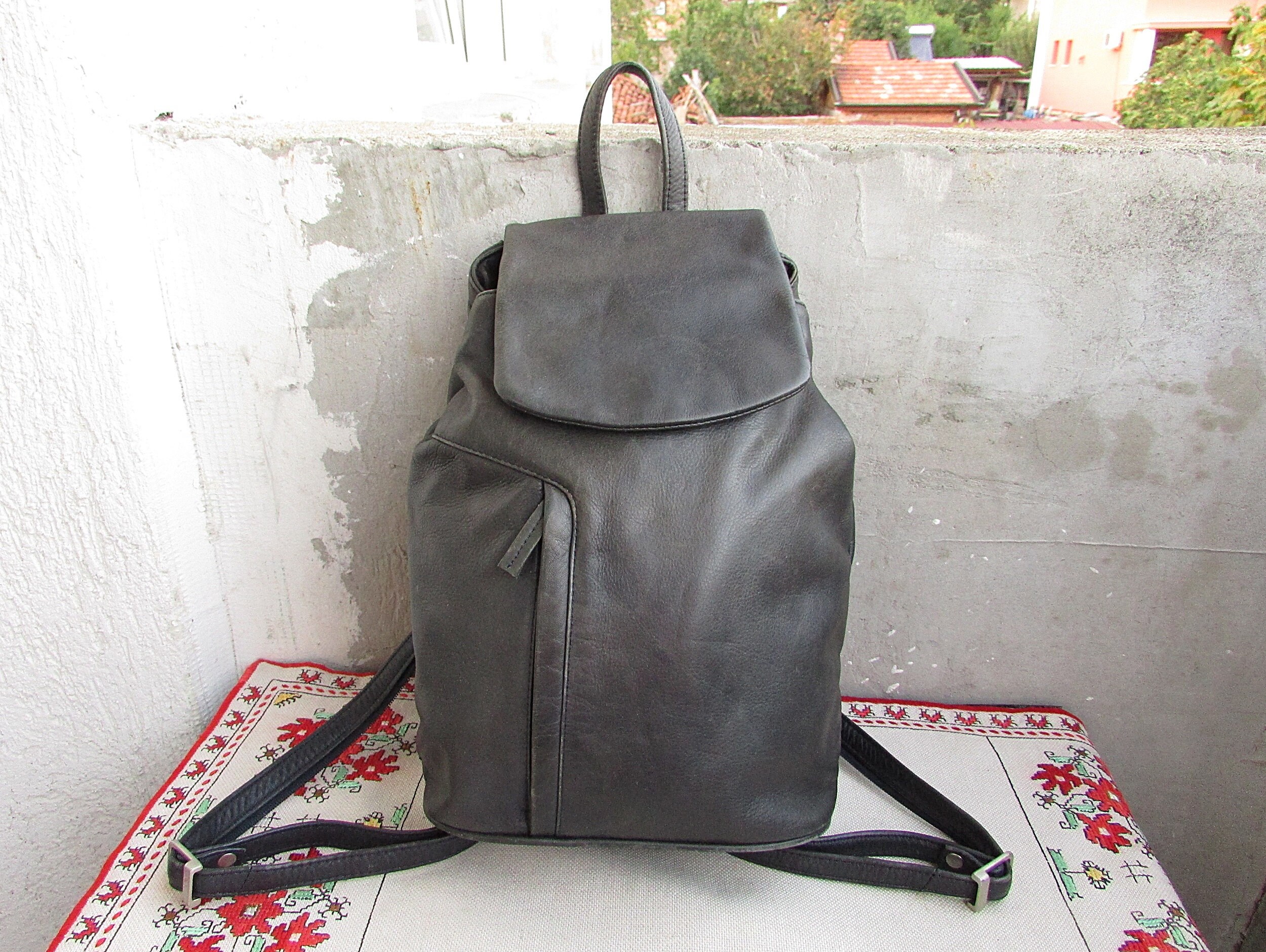 Randonnée patent leather backpack