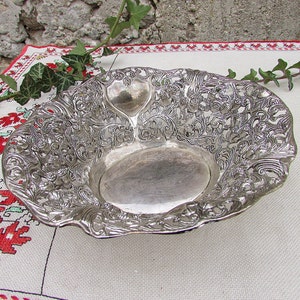 Vintage Silver Color Bowl, Metal Fruit Bowl, Bowl with Floral Ornaments, Ornate Candy Fruit Dish, Decorative Silver Tone Engraved Bowl