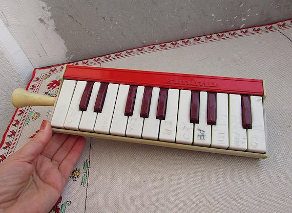 Harmonica en métal Rouge 10 cm Instrument de musique pour Enfant