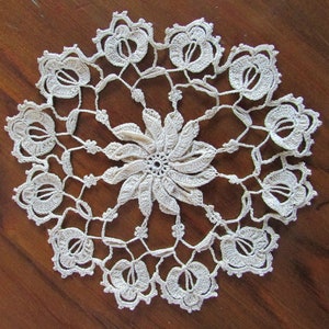 Vintage Crochet Doily’80, Handmade Crochet Beige Cotton Tablecloth #5, Round Crochet Doily, Shabby Chic Home Decor, Table Decoration
