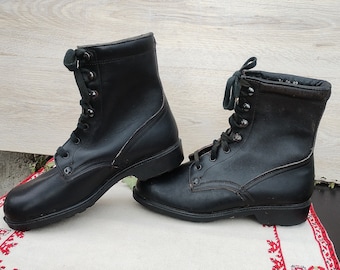 Vintage 1970s Bulgarian Army Black Leather Combat Boots - US 8.5