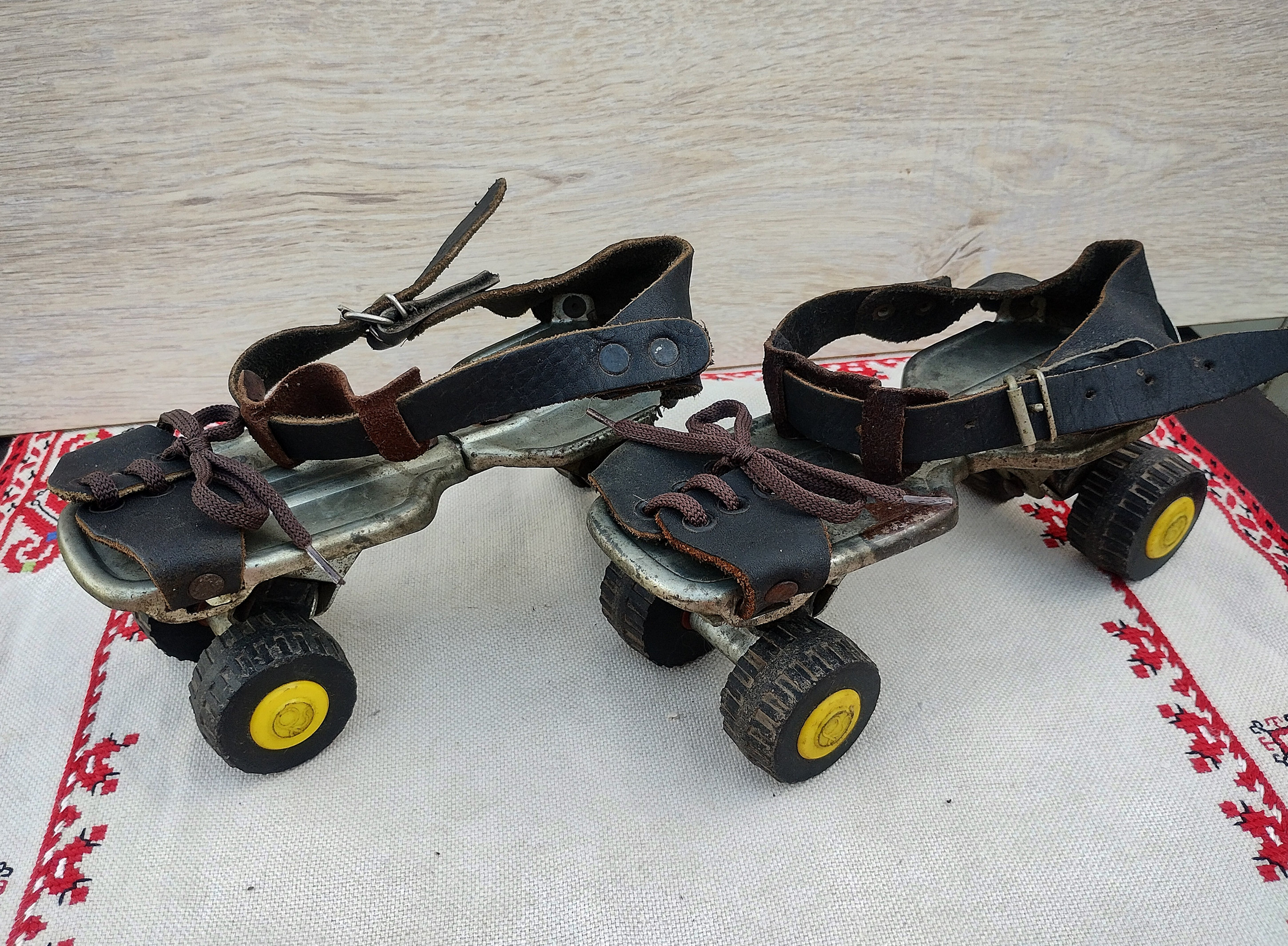 ローラー スケート 1980 年代のヴィンテージ - Etsy 日本