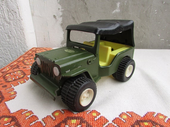 metal toy jeep