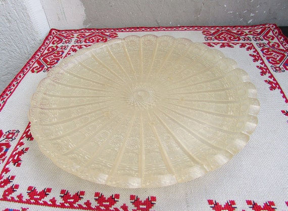 Vintage Big Plastic Plate Large Ornate Plastic Plate Vintage Plastic Cake Plate Large Cake Dish Pizza Plate Plastic Fruit Plate Etsy
