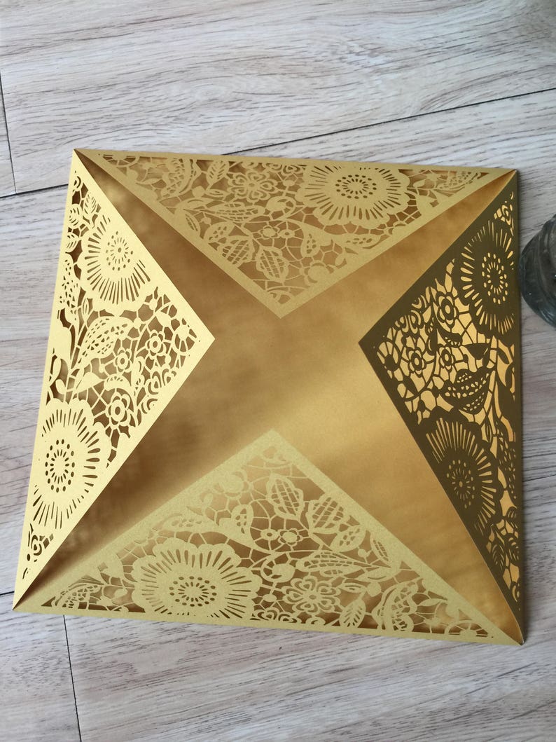 Modern Chic Wedding,Enevlopes+insert cards with printing 50pieces Gold Laser Cut Wedding Invitations,Rustic Wedding Invite,Floral optional