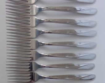 Insico Stainless Flatware IS Forks One 6 pc Place Settings Soup Spoon 2 Teaspoons International Silver USA Knife Unknown Pattern