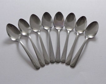 Vintage 8 Oceanic Teaspoons spoons Oneida Stainless Flatware