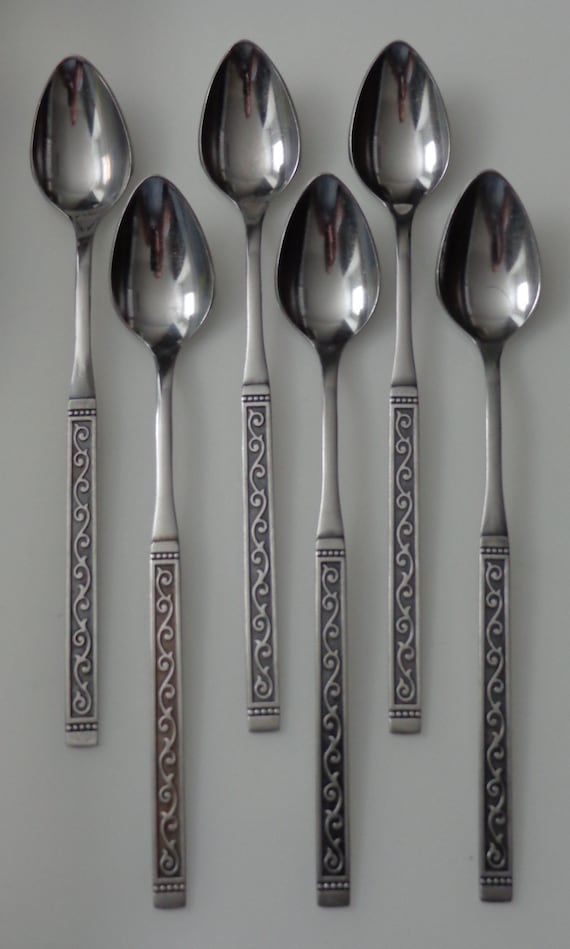 SPANISH COURT Oneida 1881 Rogers Stainless Silverware Iced Tea Spoon