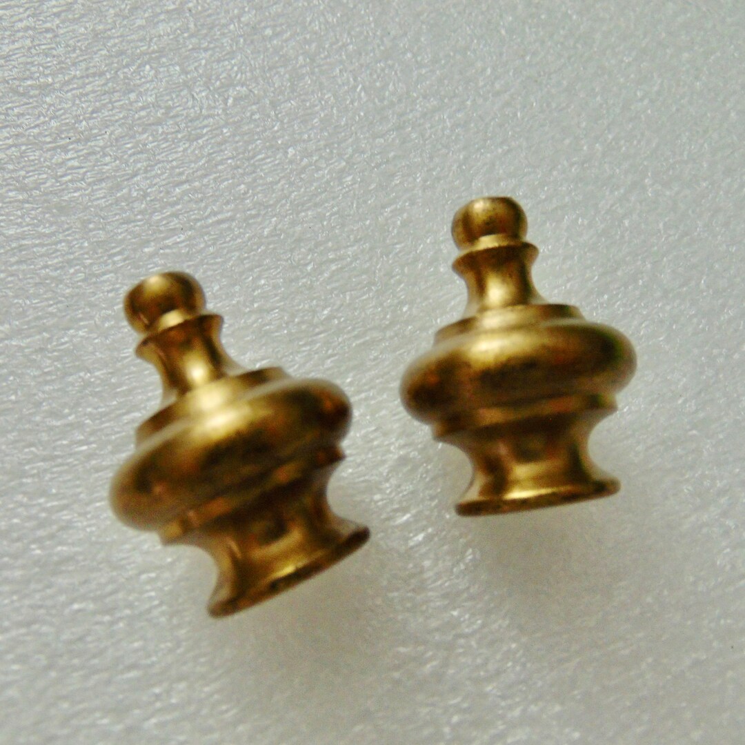 Vintage Pair Of Small Brass Lamp Finials Etsy Vintage pair of small brass lamp finials etsy