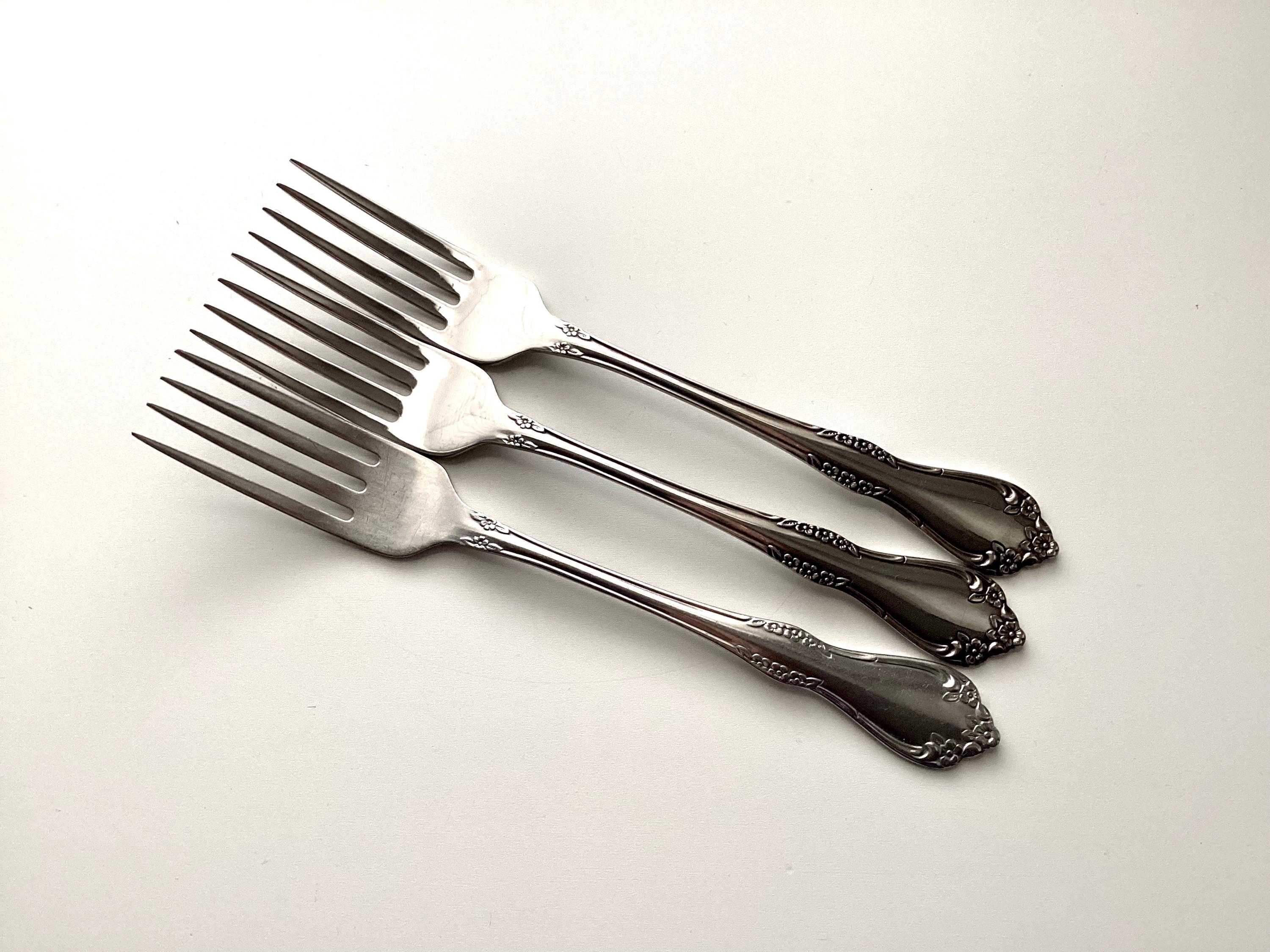 Oneida Royal Harvest Stainless Steel Flatware By WM A Rogers Ltd – Discontinued Pattern, Glossy Finish, Used Good Condition - View #2