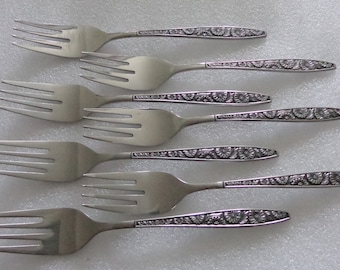 Spring Bouquet Stainless Flatware - Silverware, 7 Salad Forks - fork, Unknown Mfg, Flowers, Korea