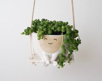 Hanging Planter Maya on Swing