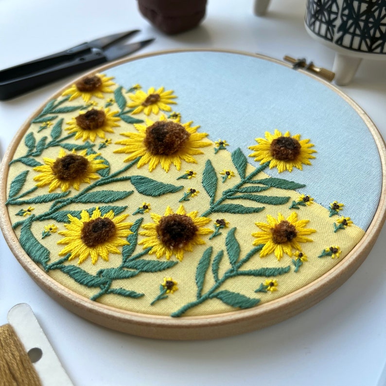 Field of sunflowers, 3d embroidery pattern. Hand Embroidery pattern PDF. DIY. Embroidery Hoop art, Hand Embroidery, Decor. Video tutorial image 5