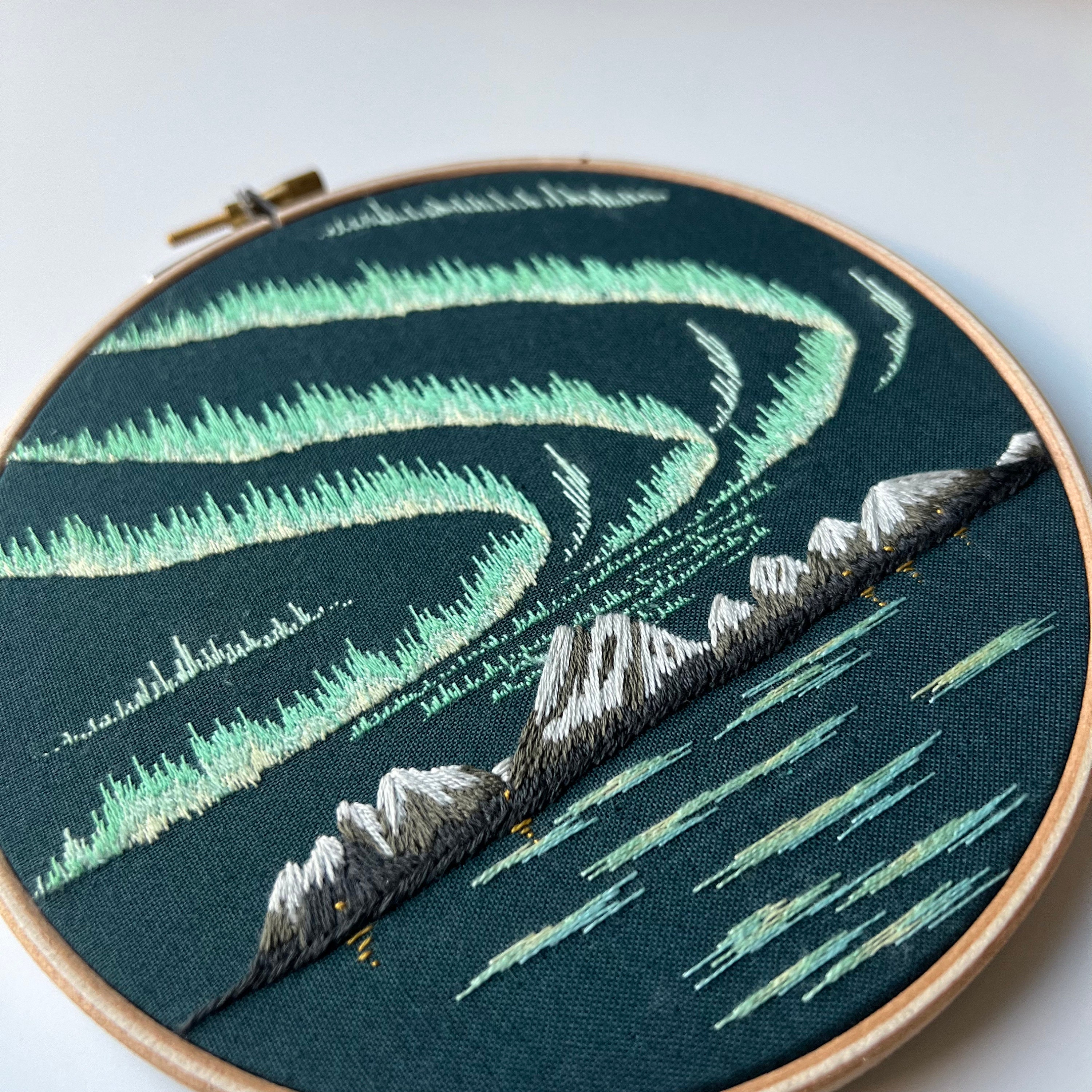 embroidered landscape, embroidery art, northern lights - Crealandia