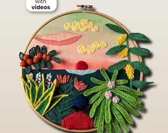 Puede incluir: Un bastidor de bordado circular con un paisaje donde una persona con camisa roja observa una puesta de sol sobre un mar oscuro. El diseño incluye plantas verdes texturizadas, bayas naranjas, nubes amarillas y una etiqueta que dice PDF pattern with videos.