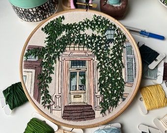 Hoop art.  Heidelberg door 3. Embroidery Hoop, Hand Embroidery, Embroidery Hoop Art, Wall Decor, Housewarming Gift.