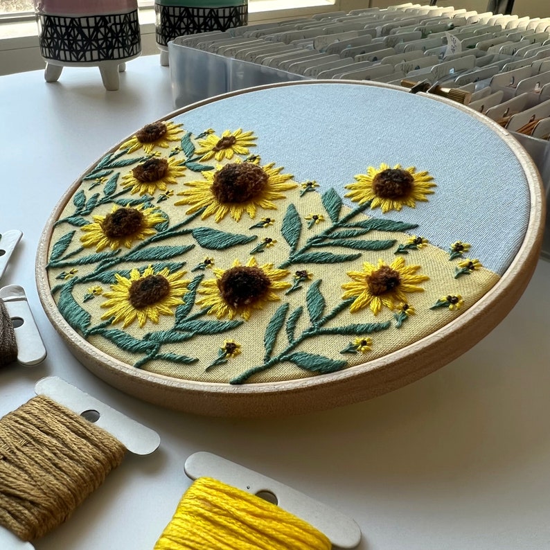 Field of sunflowers, 3d embroidery pattern. Hand Embroidery pattern PDF. DIY. Embroidery Hoop art, Hand Embroidery, Decor. Video tutorial image 7