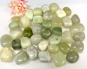 Lote de 2 libras de jade natural rolado para atacado, com energia curativa e de ótima qualidade.