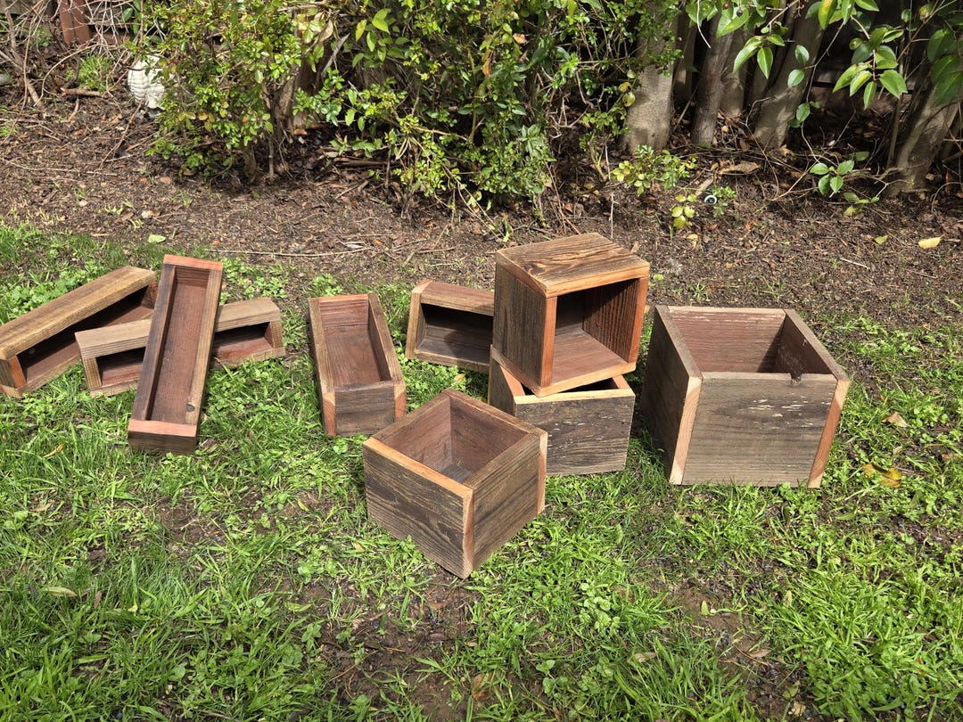 Photo inspiration: Picture Idea: Handmade Reclaimed Wood Planter Box Rustic Home Decor