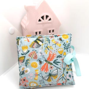 Essential oil pouch, pouch for 6 or 10 bottles, essential oil kit, essential oil travel pouch. Your choice.