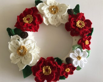 Poinsettia wreath,Xmas wreath, floral wreath, handmade wreath, door decor, crochet wreath, Christmas gift