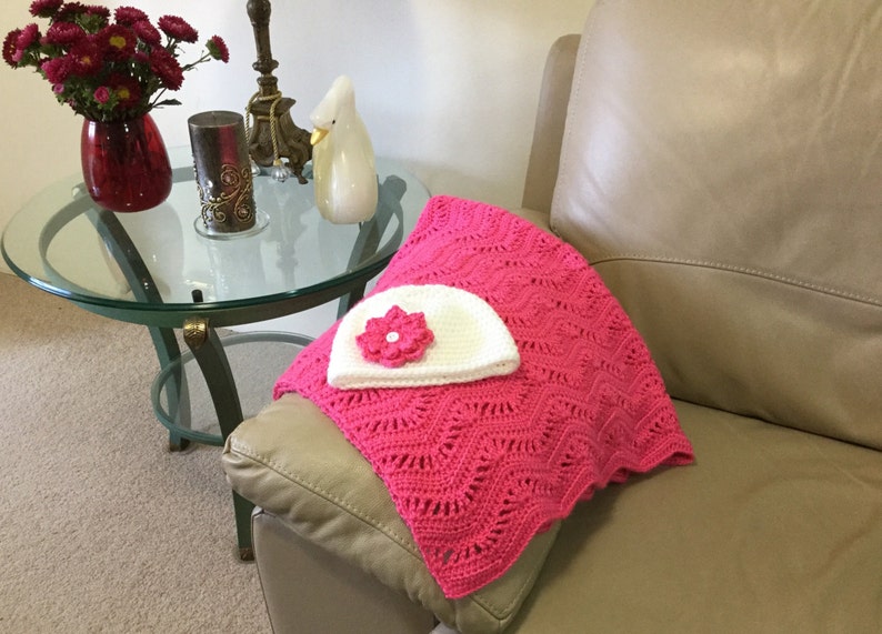 pink crochet baby blanket set, handmade baby set gift for girls, baby blanket image 8