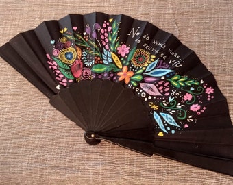 Folding fan decorated and personalized by hand, ecological manual fan, ventall, palm heart.