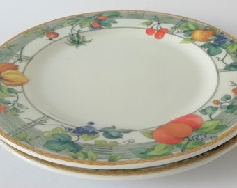 Set of 2 Wedgwood Eden dinner plates - 10 1/4 inches vintage Wedgwood Home Collection