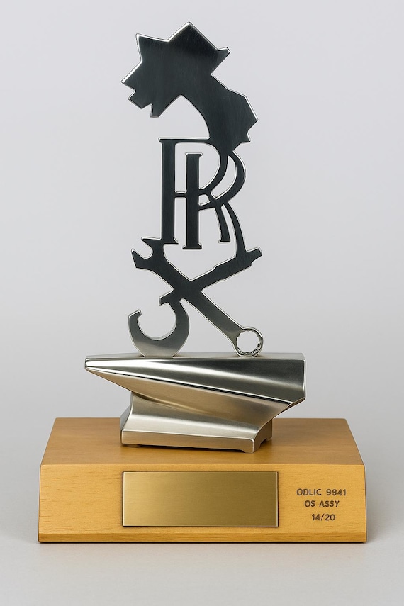 Commissioned Apprenticeship Rolls Royce Presentation Award – Limited Edition No.14 of 20