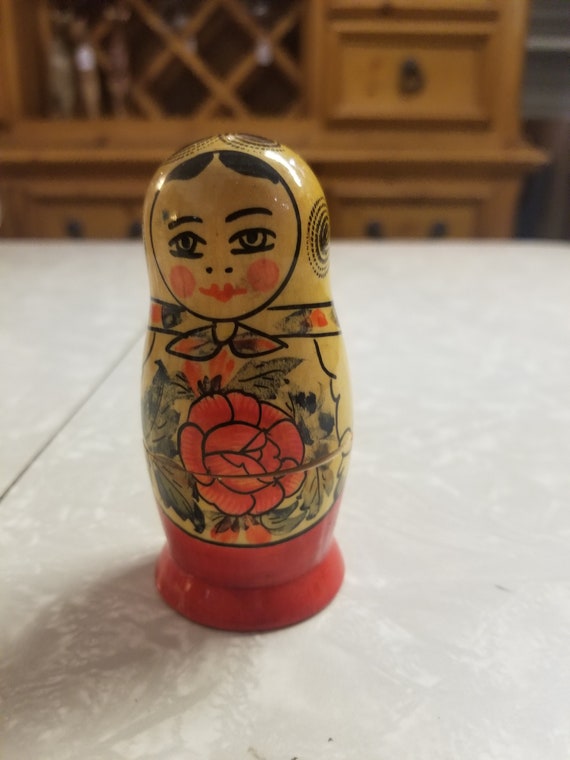 antique russian nesting dolls