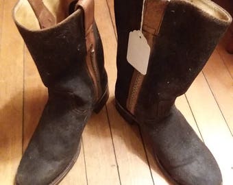 Nearly new Sendra western pull on Women's Suede mid calf boots!