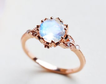 Evanthe Moonstone Engagement Ring, Vintage Floral Moonstone Ring, Laurel Leaf Rose Gold Moonstone Ring, Moonstone Leaf Engagement Ring