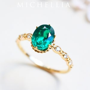 Evelina Emerald Engagement Ring, Vintage Crown Lab Emerald Oval Ring, Art Deco Oval Emerald Ring, 14K 18K White Yellow Rose Gold, Platinum