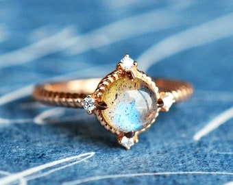 Stella Labradorite Engagement Ring, Aura of Galaxy Labradorite Ring, Labradorite Moon Star Ring with Diamond, Celestial Wedding, Platinum